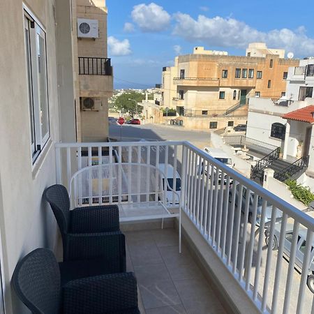 Sunshine Apartments Mellieha - Modern Three Bedroom Apartment - Apt No 2 Eksteriør bilde