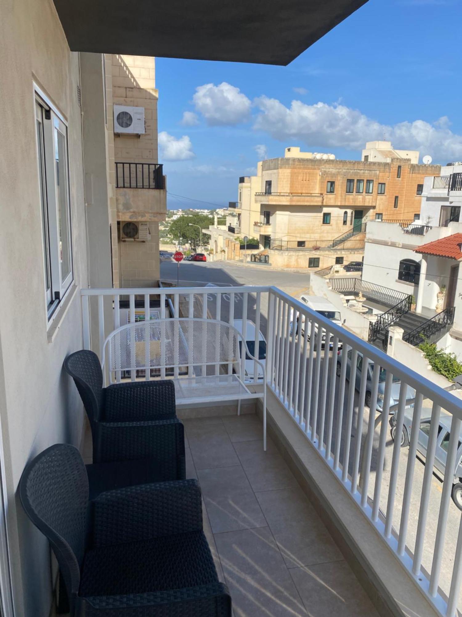 Sunshine Apartments Mellieha - Modern Three Bedroom Apartment - Apt No 2 Eksteriør bilde